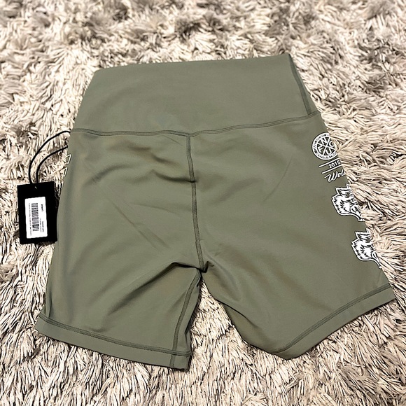 DARC SPORT HARDCORE V2 "ENERGY" TRAINING SHORTS IN OWEN GREEN - Picture 4 of 6